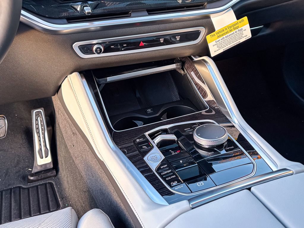 New 2026 BMW X6 xDrive40i image 17