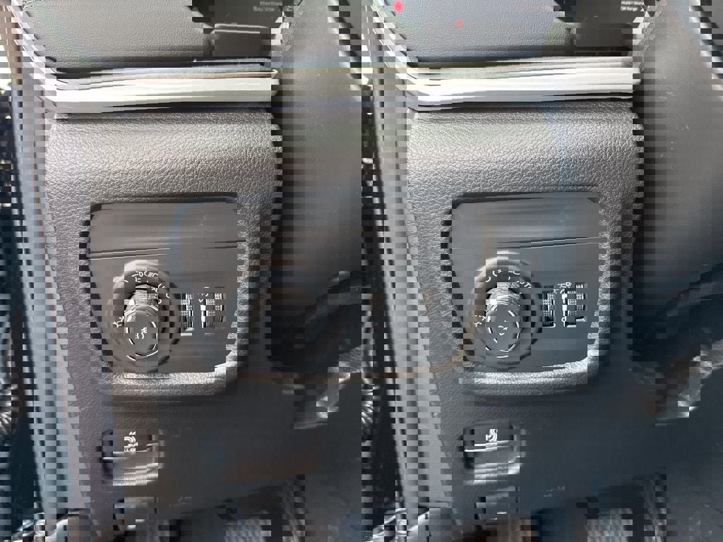 New 2026 Jeep Grand Cherokee Limited image 17