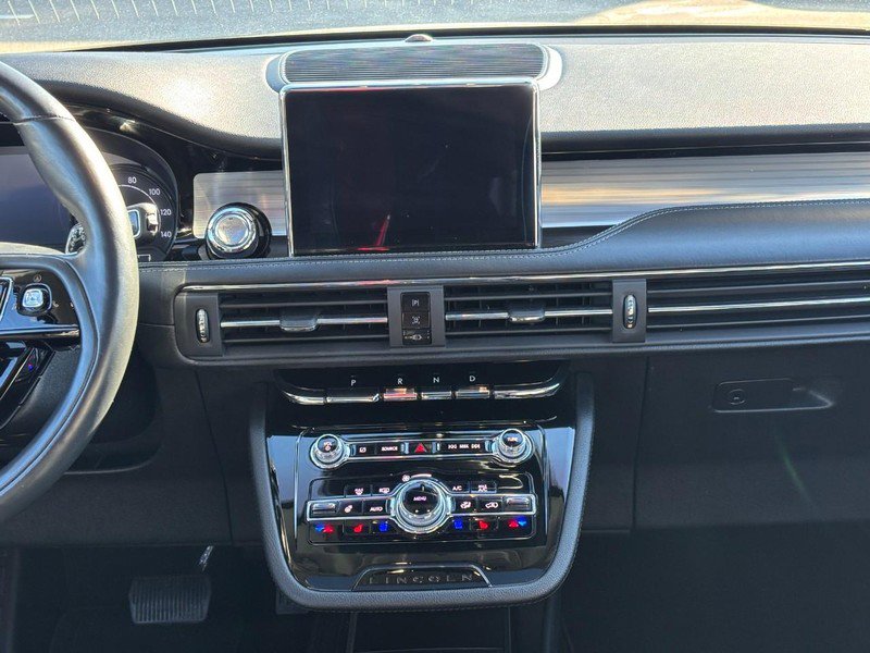Certified 2022 Lincoln Corsair AWD w/ Premium Package image 13