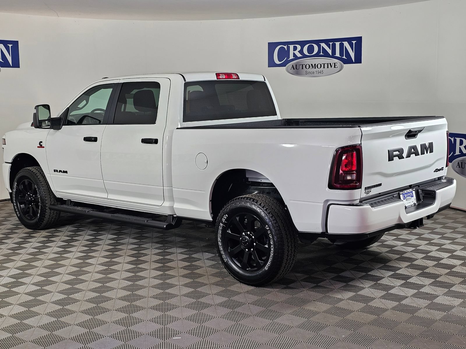 New 2026 RAM 2500 Big Horn AWD/4WD image 34