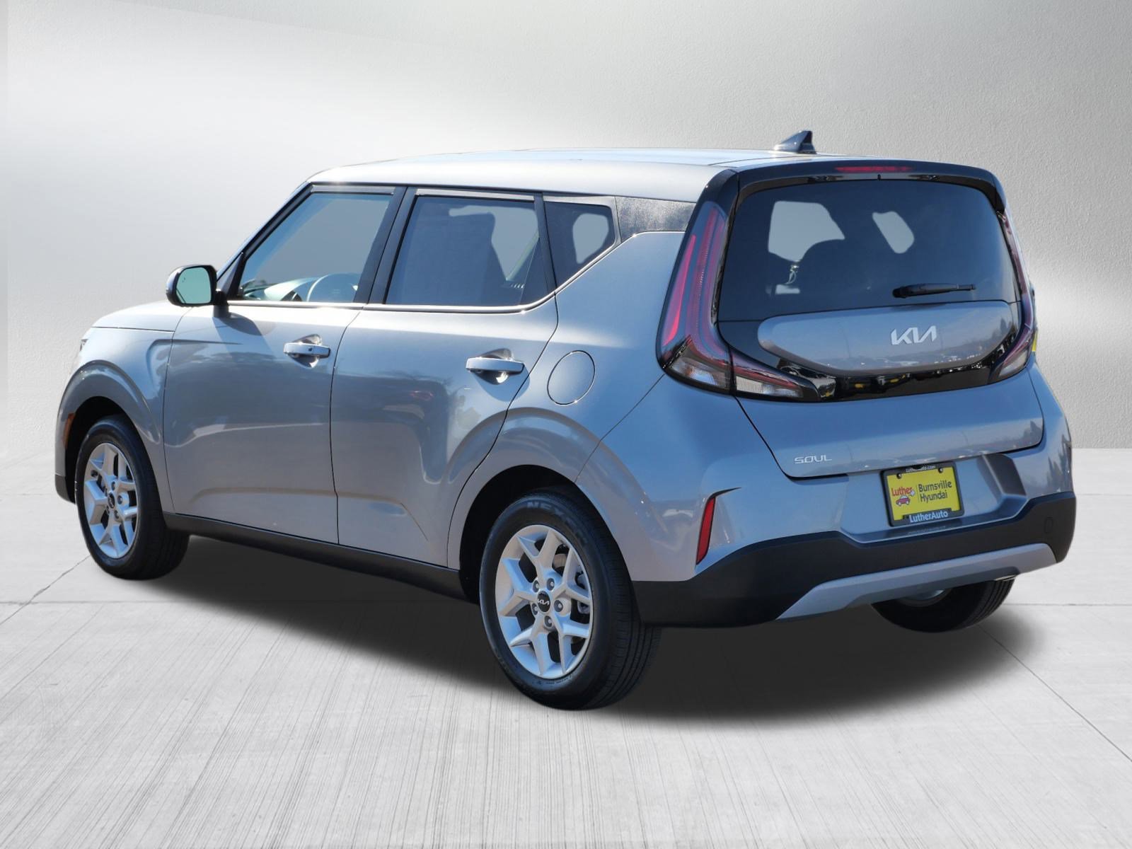 Used 2023 Kia Soul S image 5