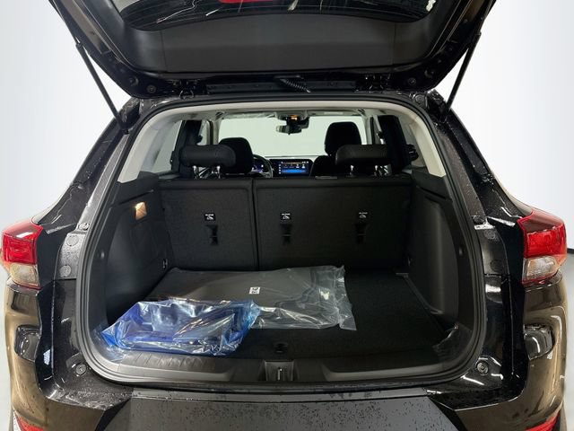 New 2026 Chevrolet TrailBlazer LT w/ Midnight Edition FWD image 21