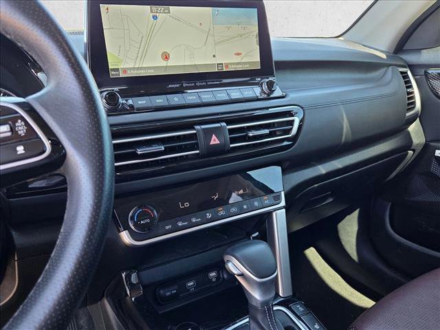 Used 2022 Kia Seltos SX w/ Sunroof Package image 10