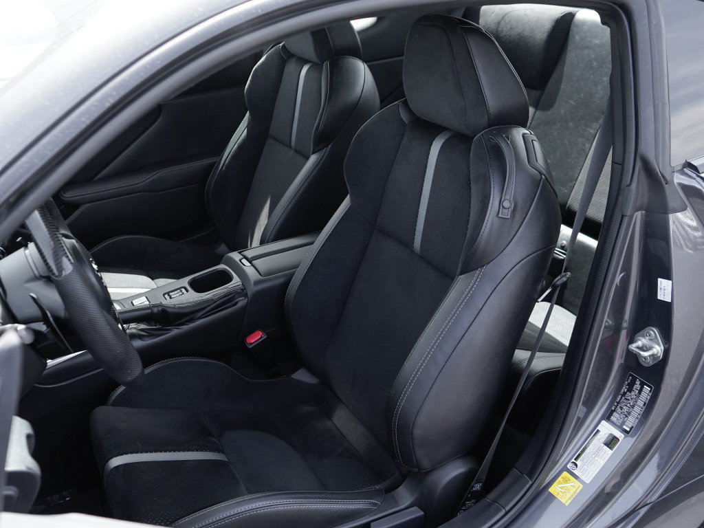 Used 2025 Toyota GR86 Premium RWD image 27