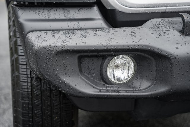 Used 2024 Jeep Wrangler Sport S image 23