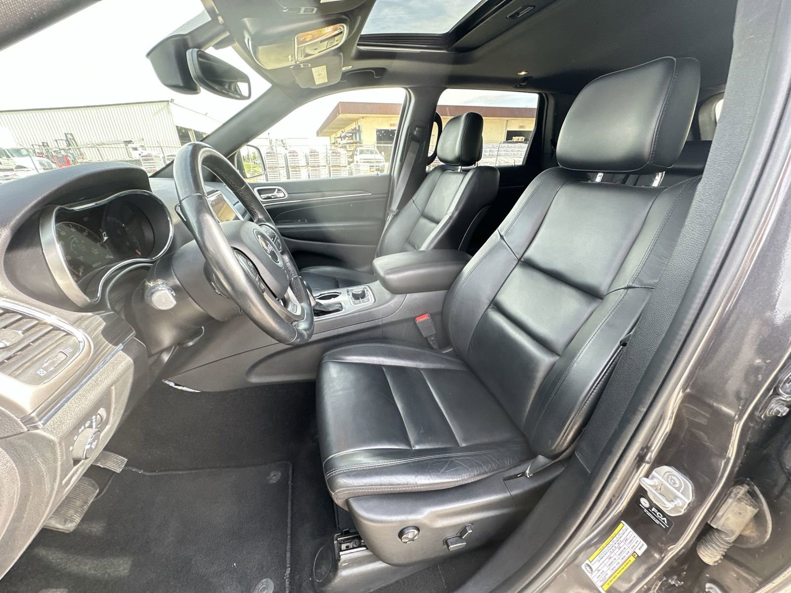 Used 2021 Jeep Grand Cherokee Limited AWD/4WD image 20