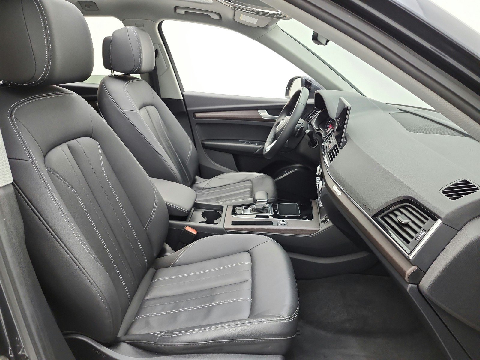 Used 2023 Audi Q5 2.0T Premium w/ Convenience Package AWD/4WD image 19