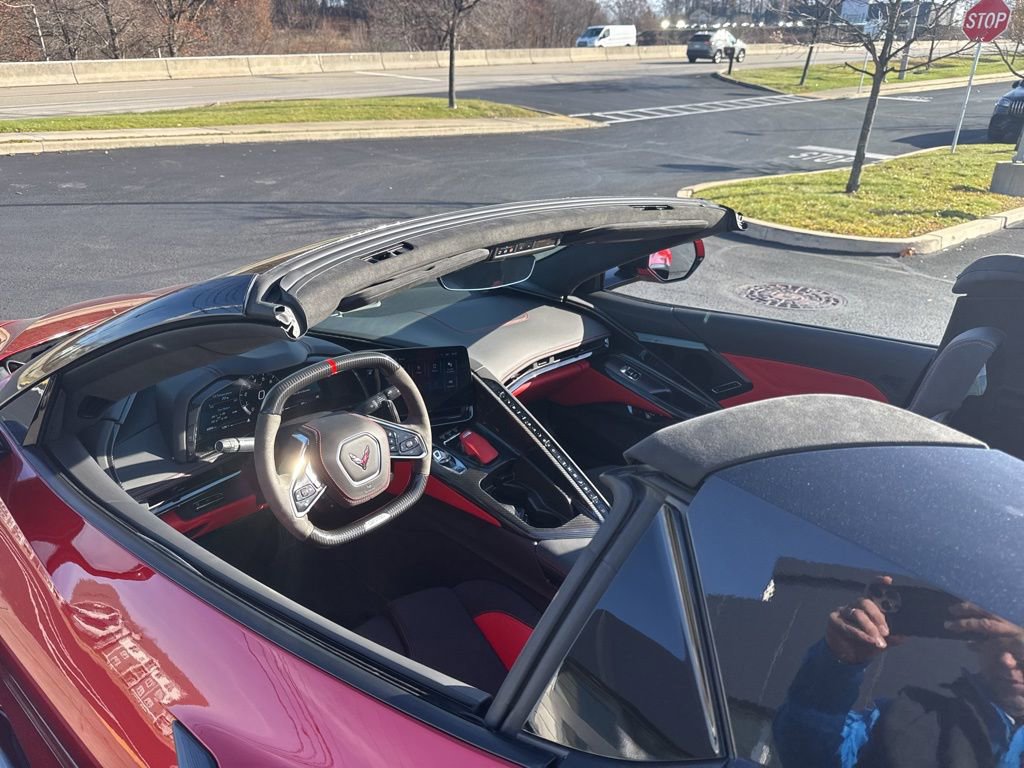 Used 2024 Chevrolet Corvette Z06 w/ Stealth Interior Trim Package image 17