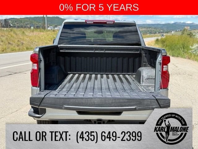 New 2026 Chevrolet Silverado 1500 Custom w/ LPO, Dark Essentials Package AWD/4WD image 5