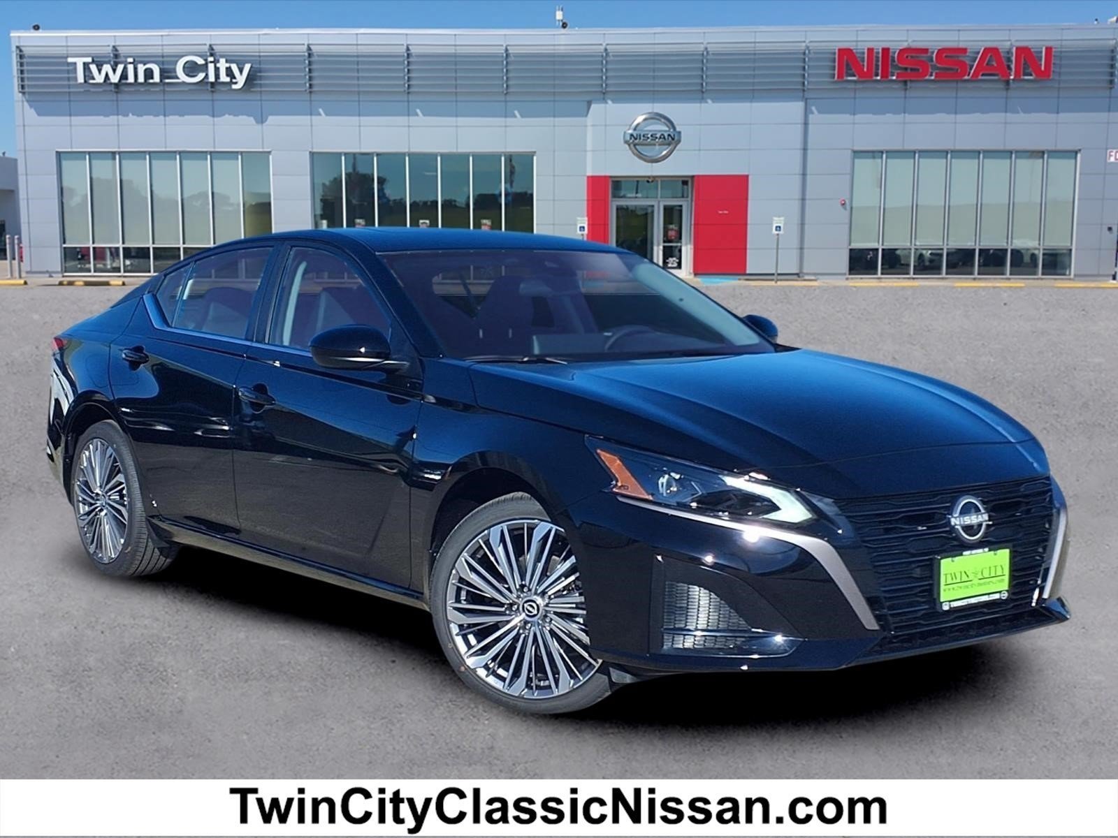 New 2026 Nissan Altima 2.5 SV w/ SV Premium Package