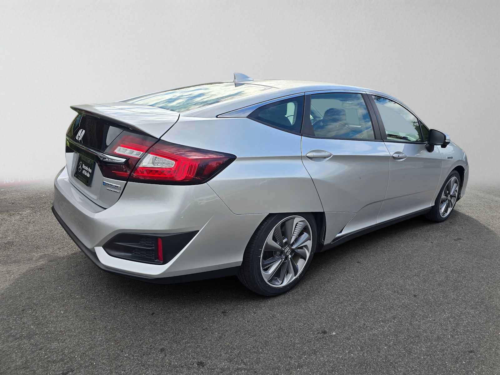 Used 2021 Honda Clarity Touring image 3