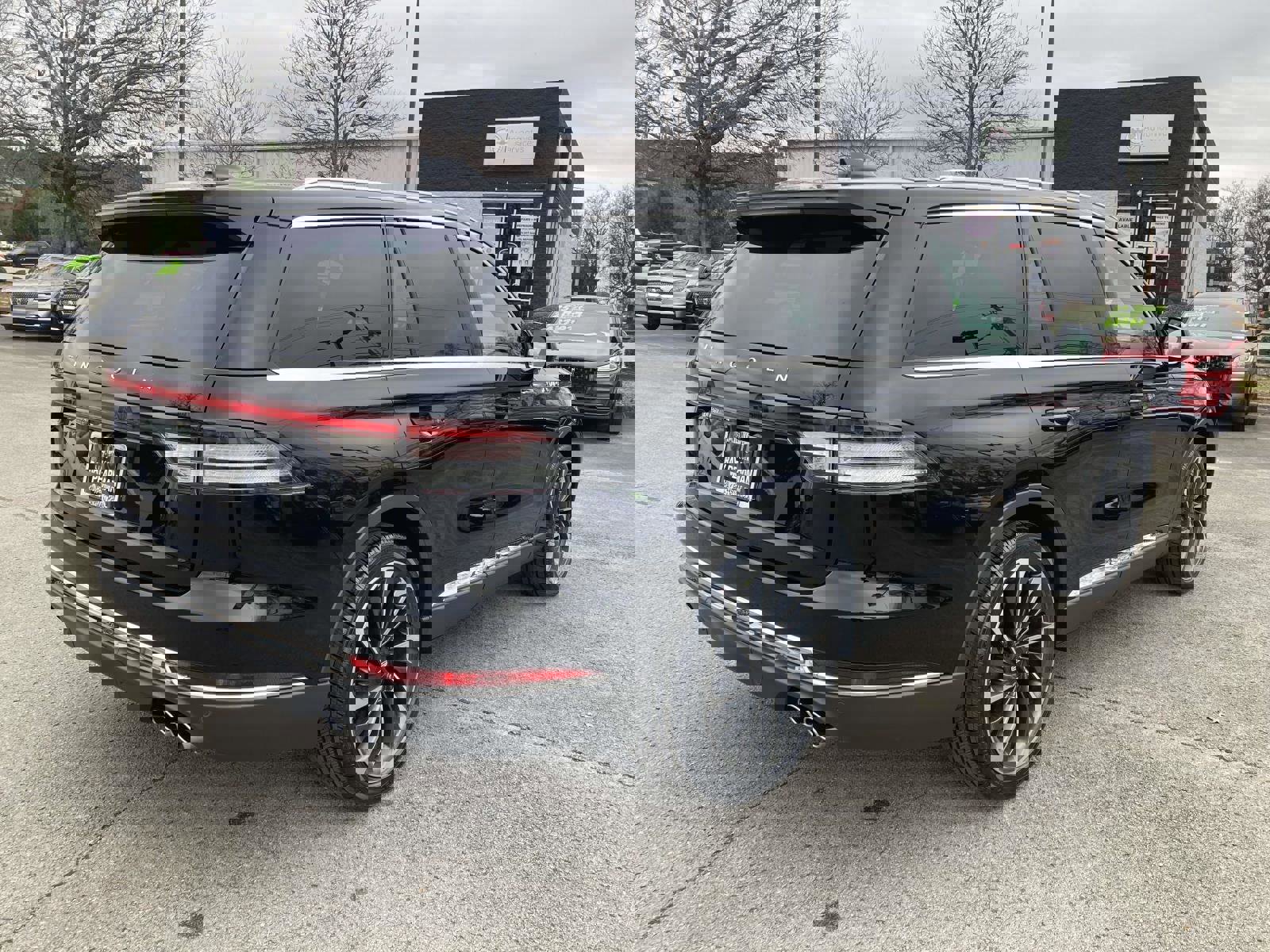 New 2026 Lincoln Aviator Reserve image 3