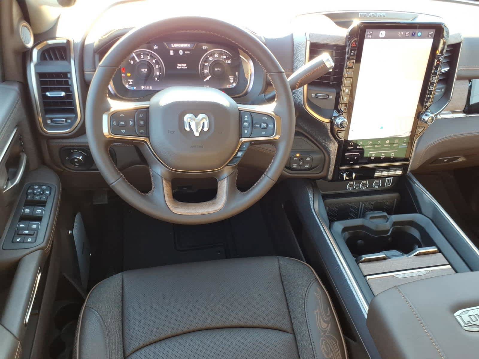 New 2026 RAM 2500 Limited AWD/4WD image 12