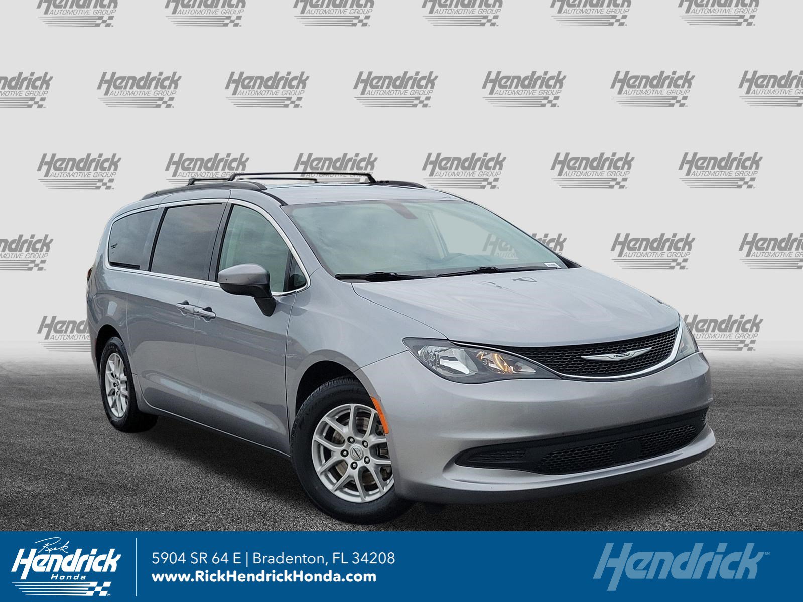 Used 2021 Chrysler Voyager Lxi FWD image 1