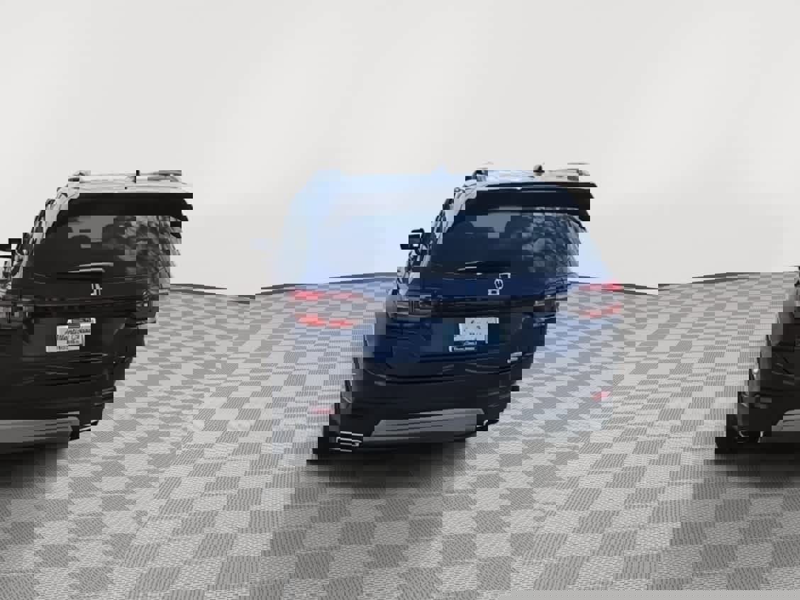 Certified 2024 Honda Pilot Touring image 7