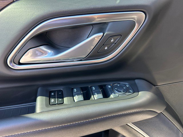 Used 2024 Chevrolet Tahoe Premier w/ Premium Package image 15