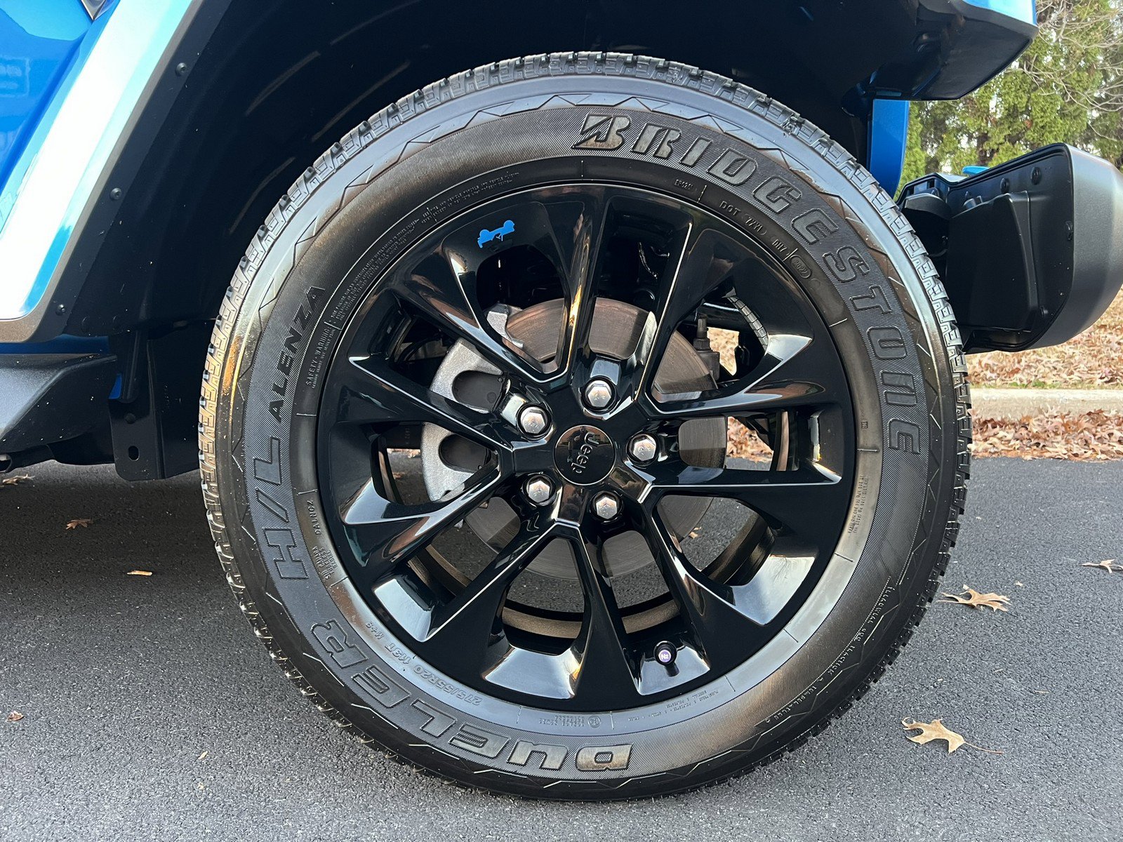 Used 2022 Jeep Wrangler Unlimited Sahara w/ Cold Weather Group image 80