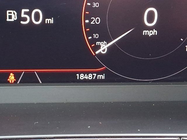 Certified 2022 Volkswagen Taos SEL AWD/4WD image 26