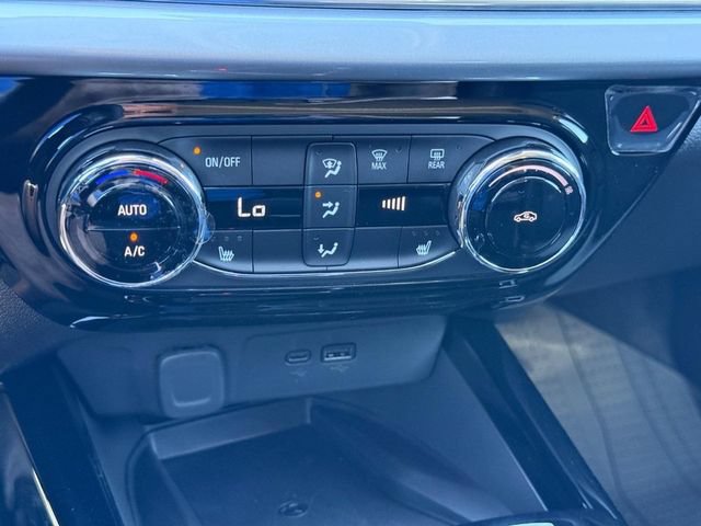 New 2026 Chevrolet Trax LT w/ Sunroof Package FWD image 14
