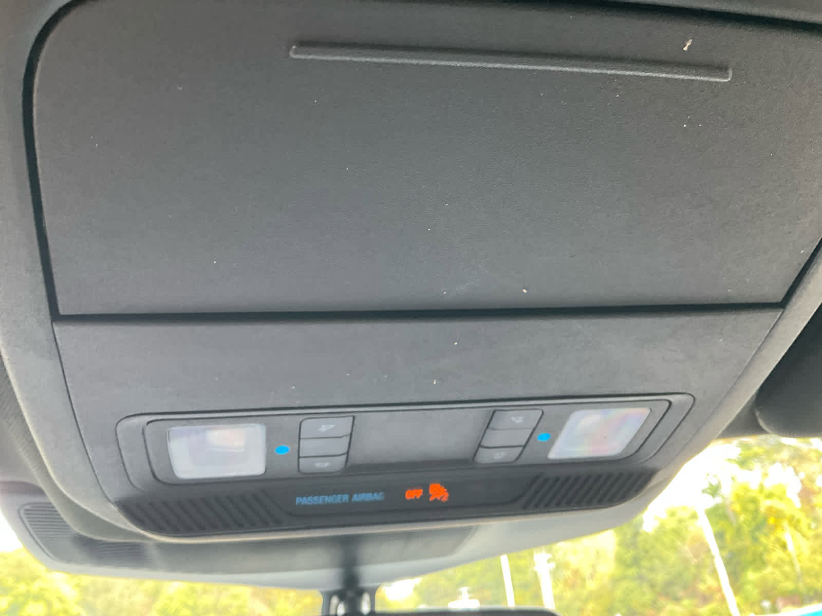 Used 2020 Ford Explorer XLT w/ Equipment Group 202A image 23