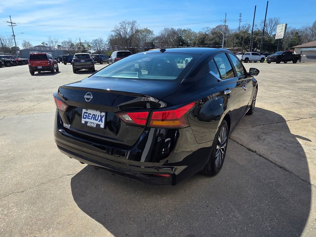 Used 2025 Nissan Altima 2.5 SV image 7
