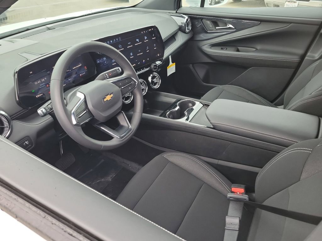 New 2026 Chevrolet Blazer EV LT image 3