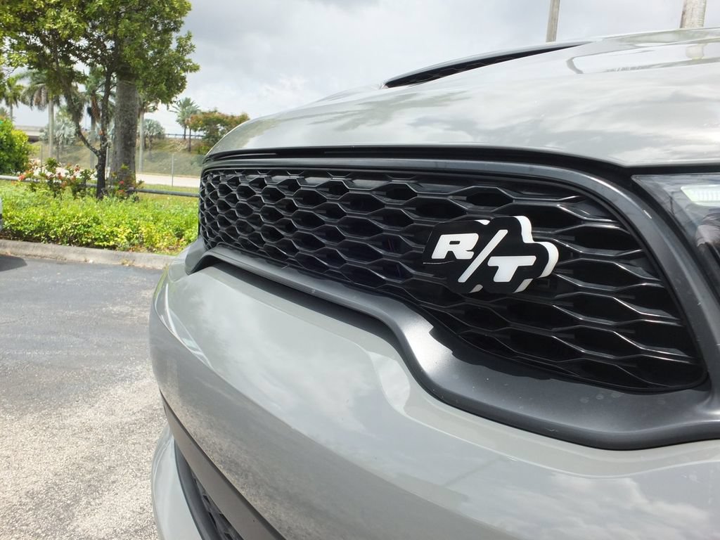 Used 2022 Dodge Durango R/T w/ Blacktop Package AWD/4WD image 17