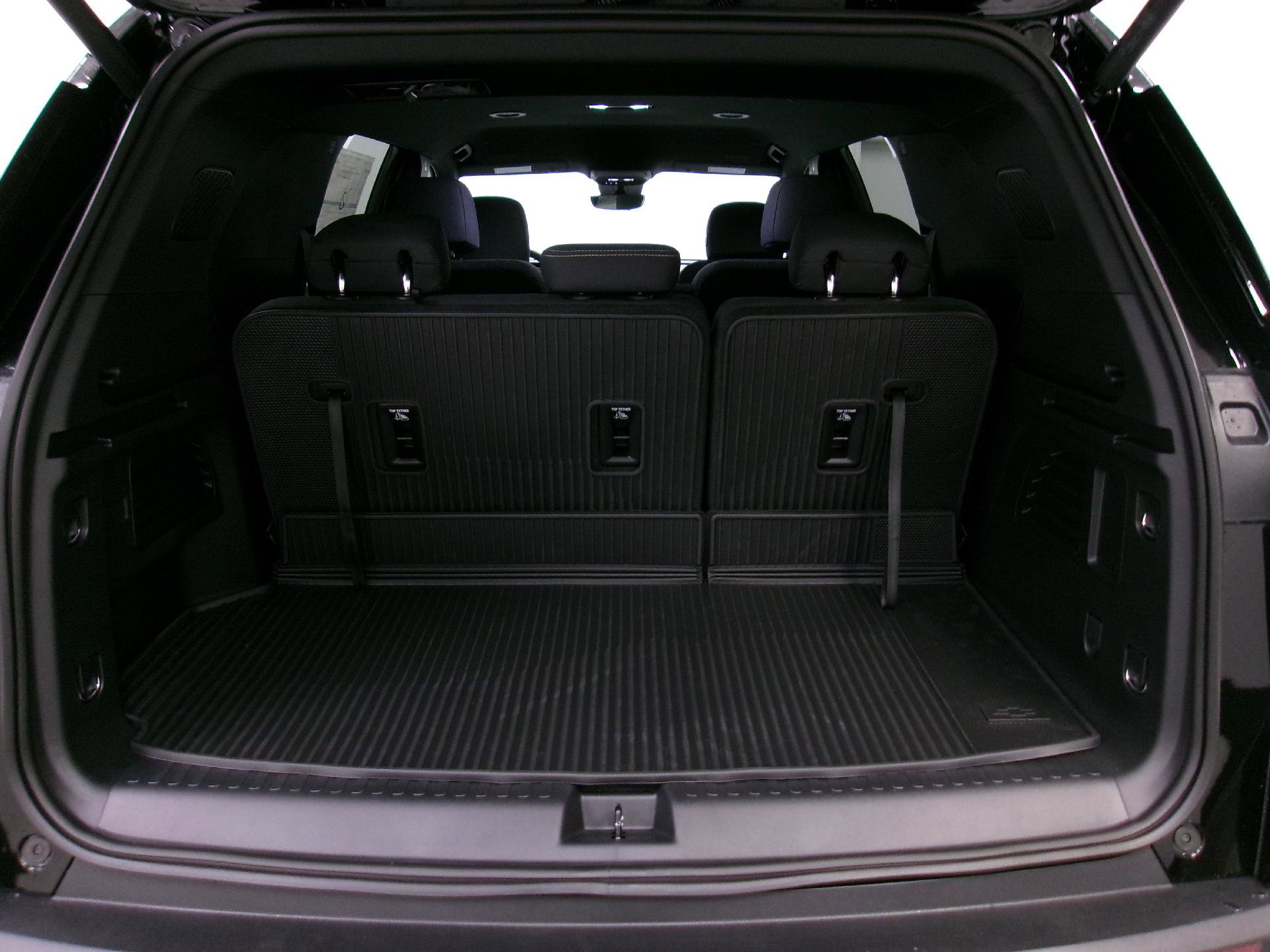 New 2026 Chevrolet Traverse LT w/ Driver Confidence Package image 13