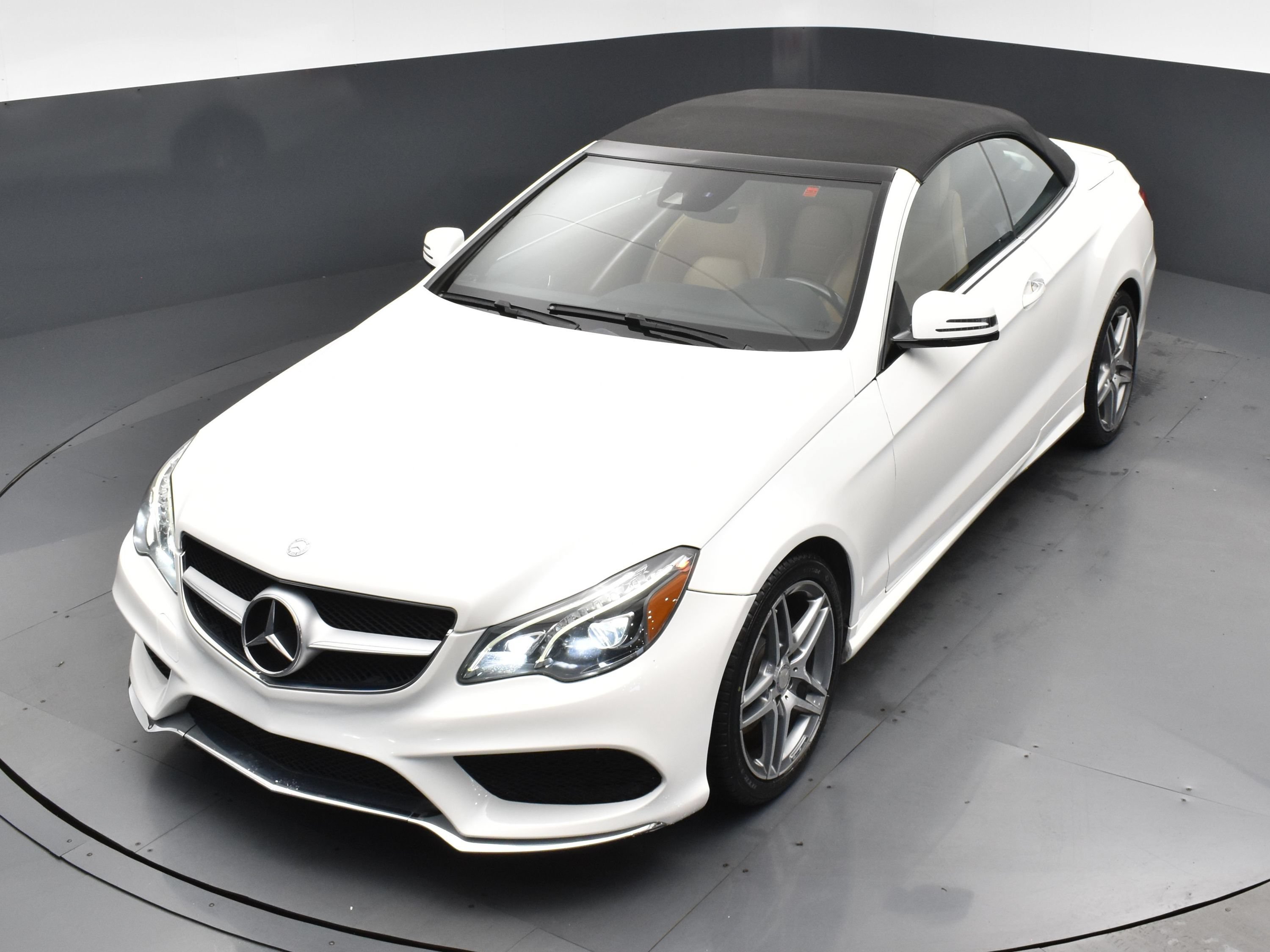 Used 2017 Mercedes-Benz E 400 Cabriolet w/ Premium 2 Package image 21
