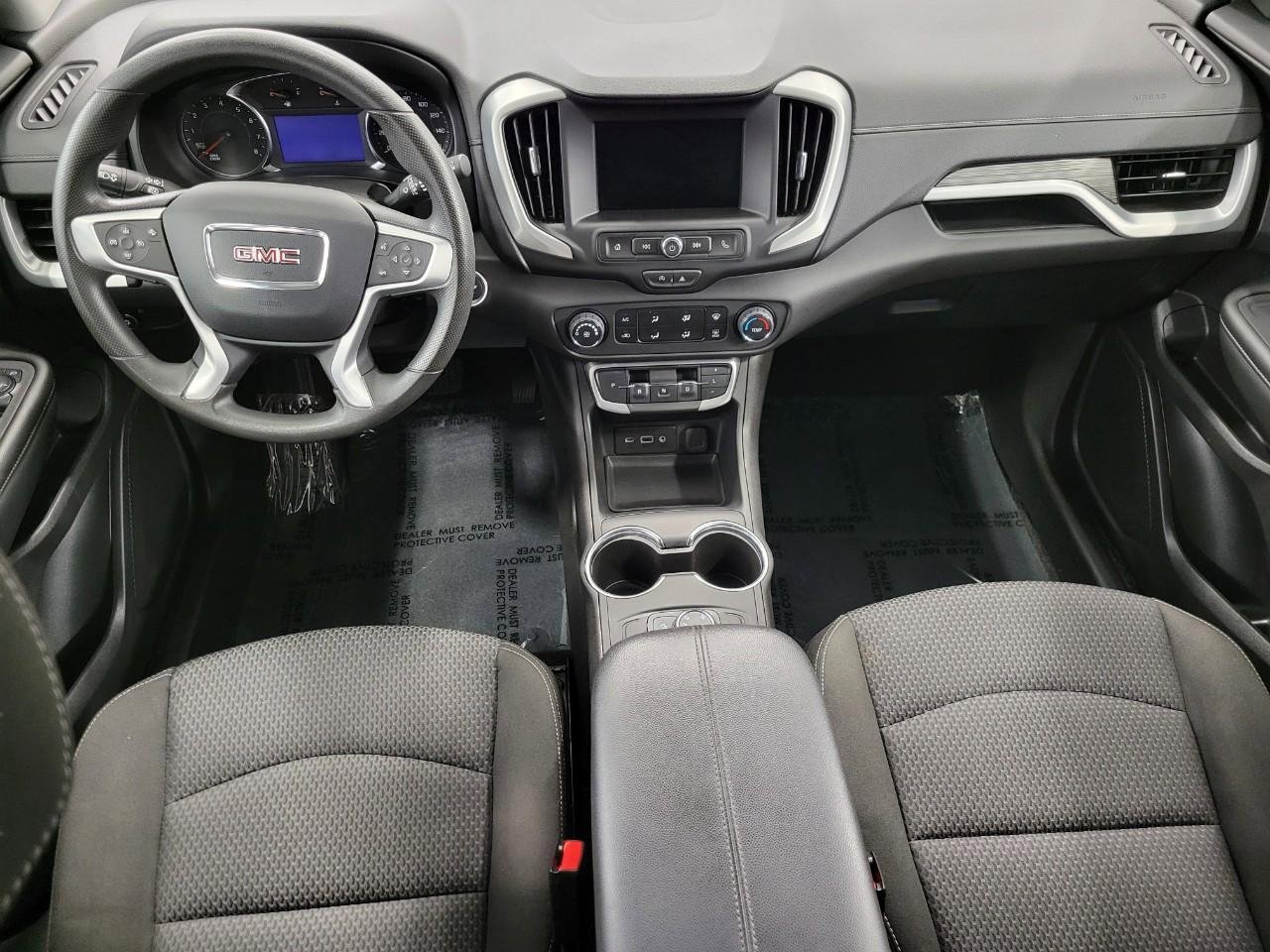 Used 2024 GMC Terrain SLE image 6