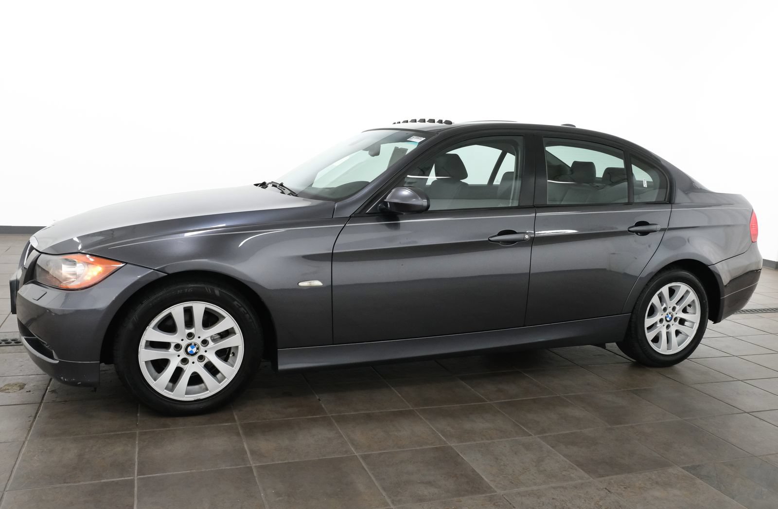 Used 2007 BMW 328xi Sedan AWD/4WD image 2