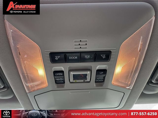 Certified 2020 Toyota RAV4 XLE Premium AWD/4WD image 37