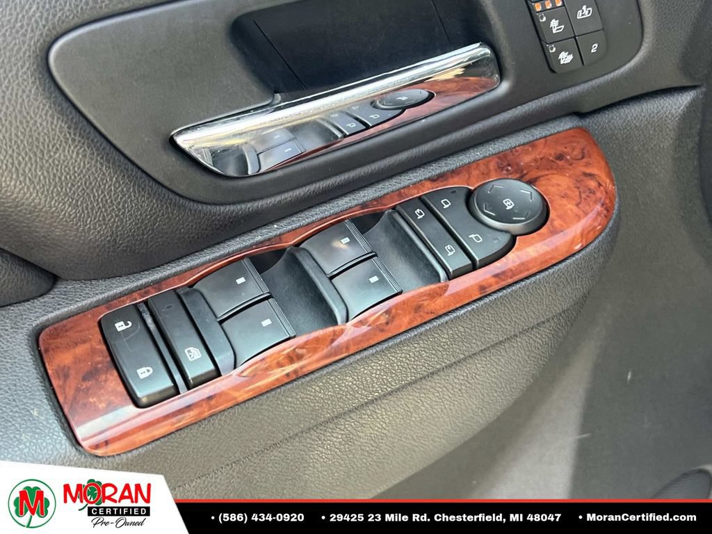 Used 2010 Chevrolet Suburban LTZ AWD/4WD image 19
