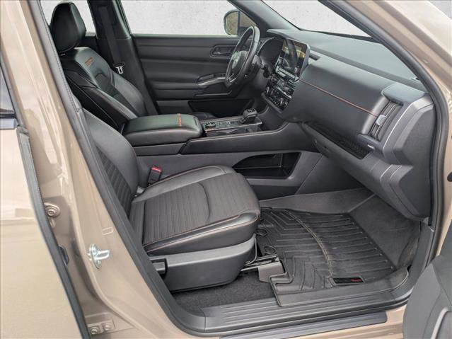 Used 2023 Nissan Pathfinder Rock Creek image 18