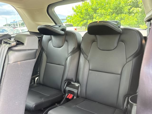 Used 2018 Volvo XC90 T5 Momentum w/ Convenience Package AWD/4WD image 12