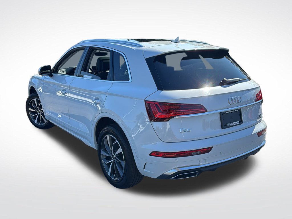 Used 2023 Audi Q5 2.0T Premium w/ Convenience Package AWD/4WD image 5