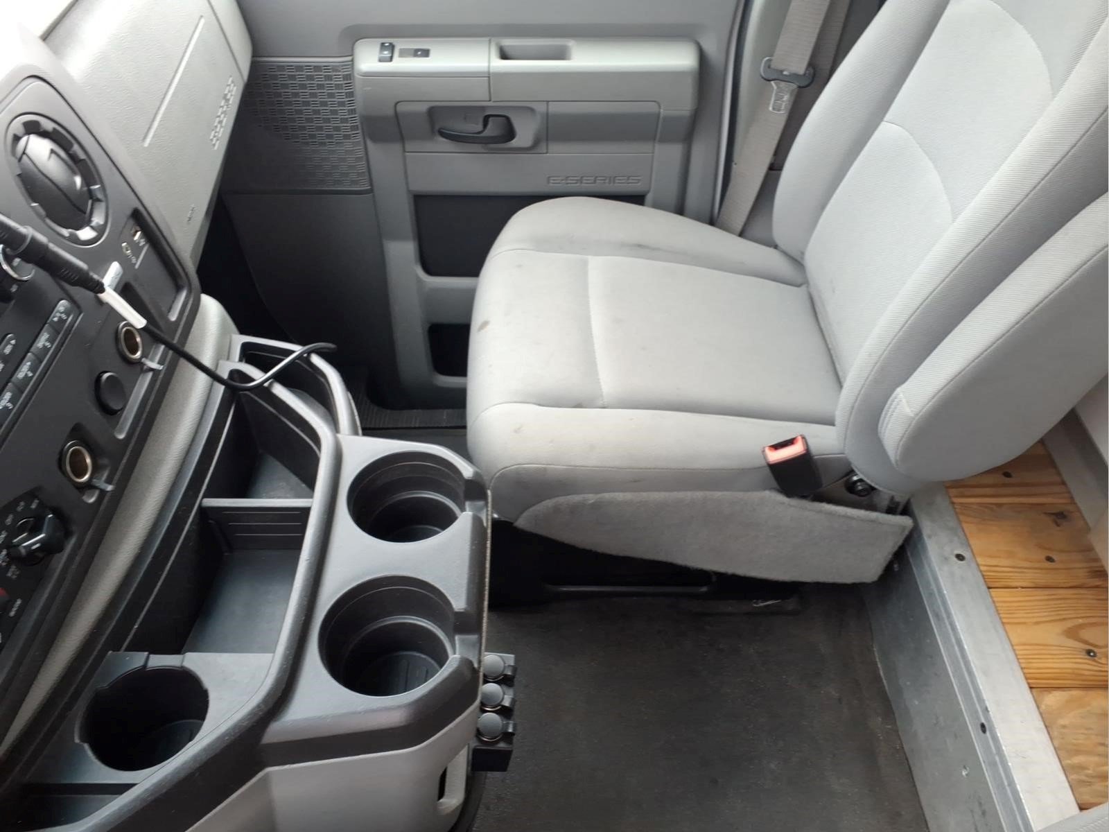 Used 2019 Ford E-350 and Econoline 350 Super Duty w/ Power Windows & Locks Group RWD image 10