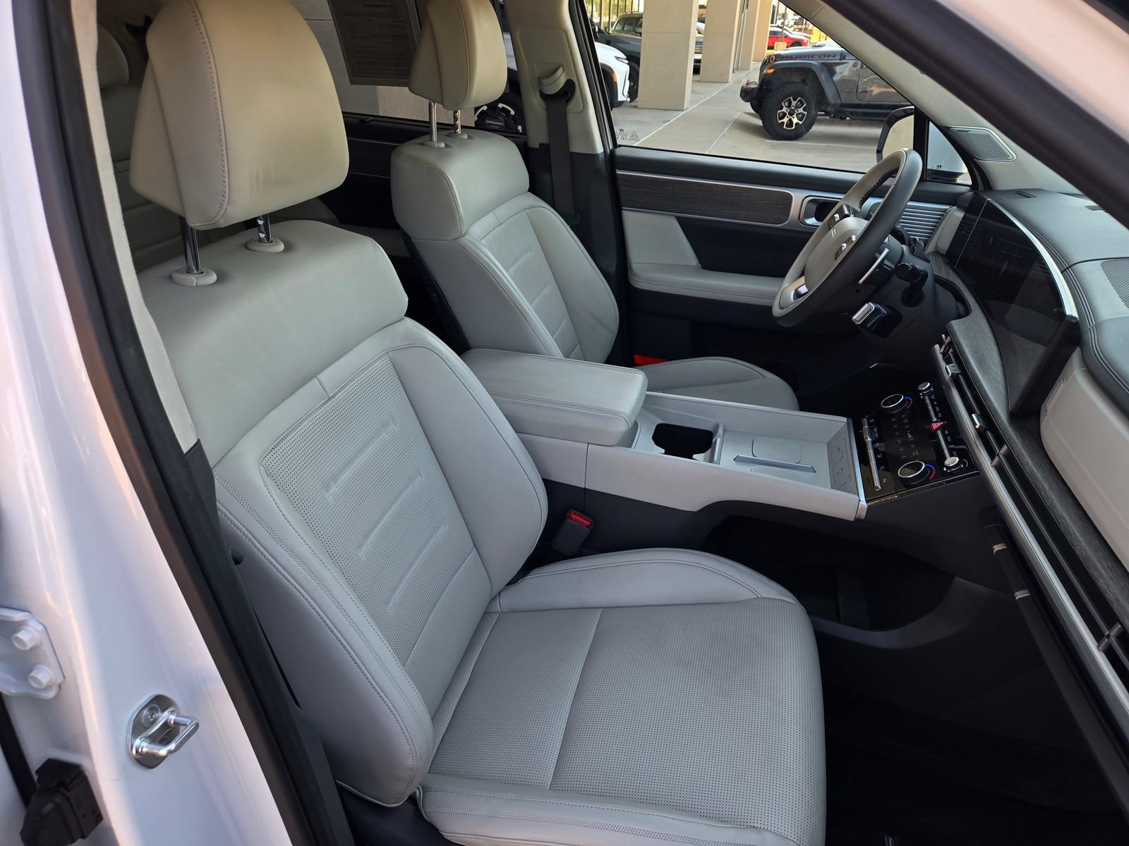 Certified 2024 Hyundai Santa Fe Calligraphy AWD/4WD image 26