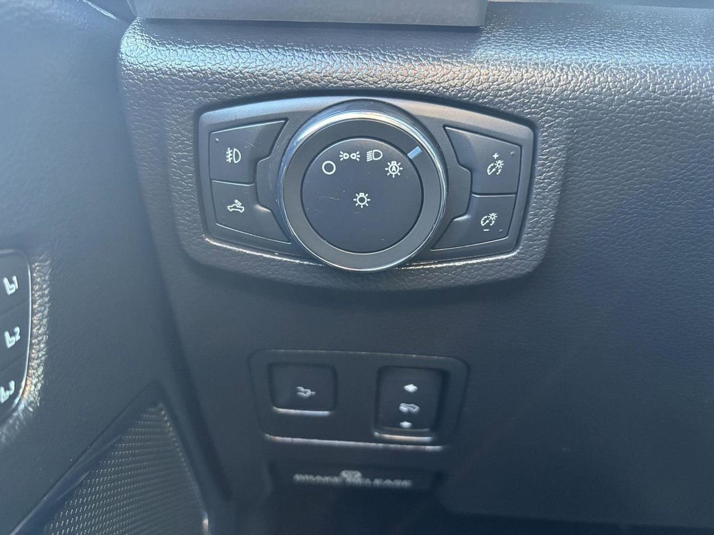 Used 2021 Ford F450 Lariat w/ Lariat Ultimate Package image 37