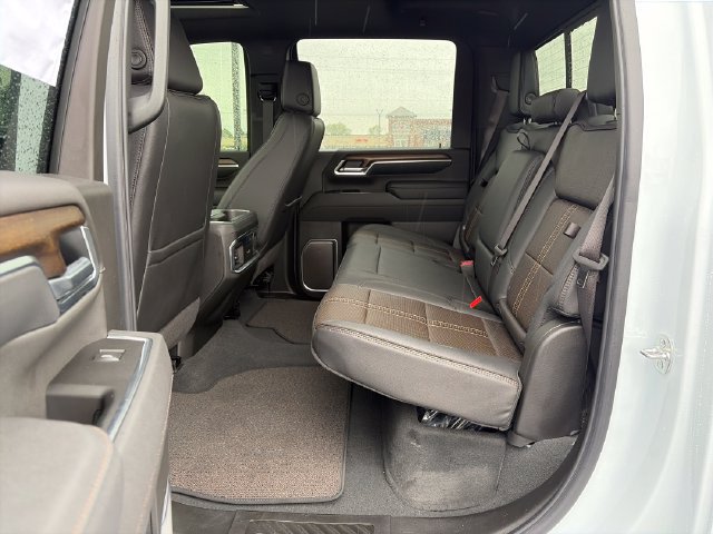 Used 2026 Chevrolet Silverado 3500 High Country w/ High Country Premium Package AWD/4WD image 26