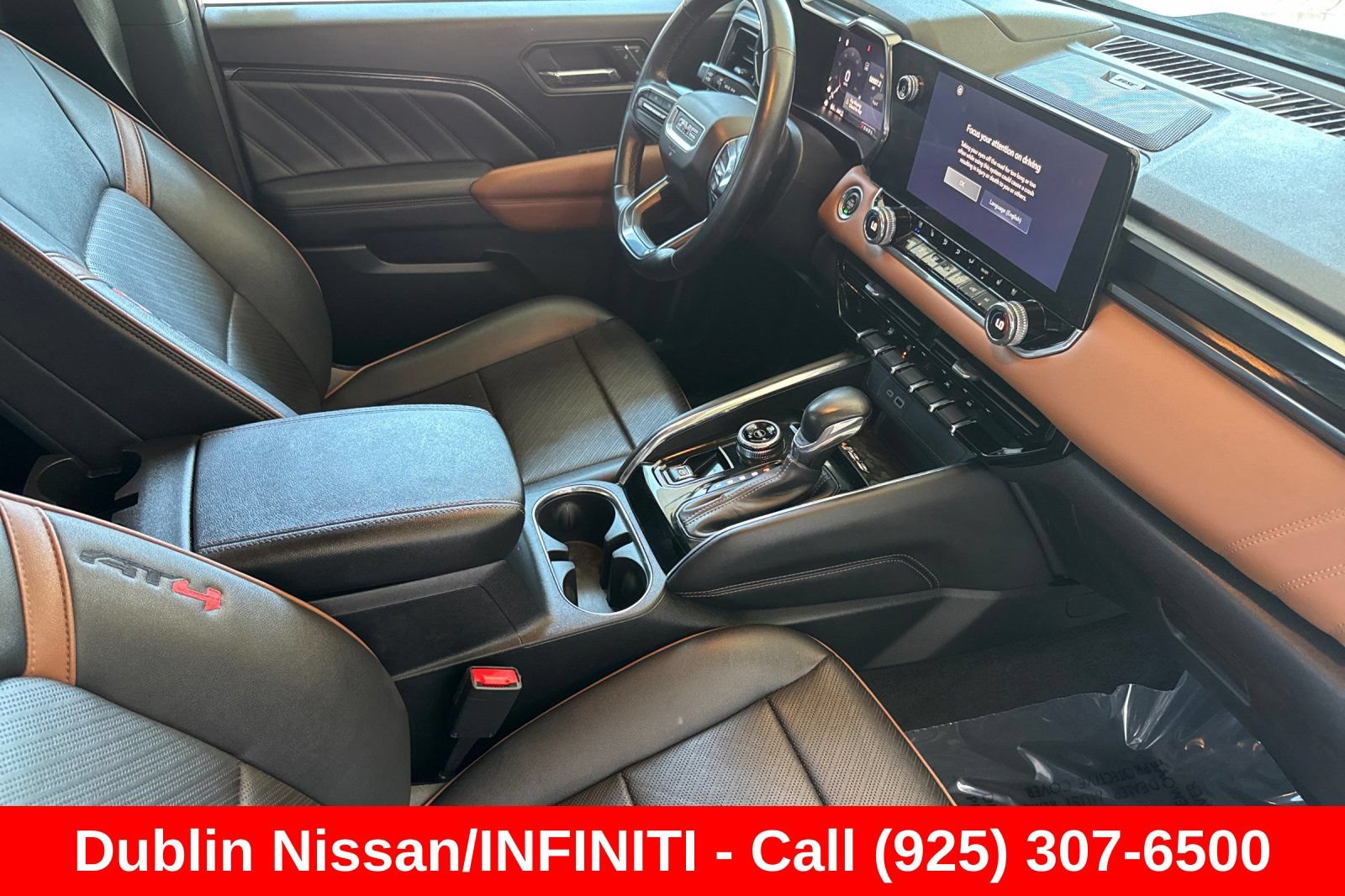 Used 2024 GMC Canyon AT4 w/ AT4 Premium Package AWD/4WD image 19