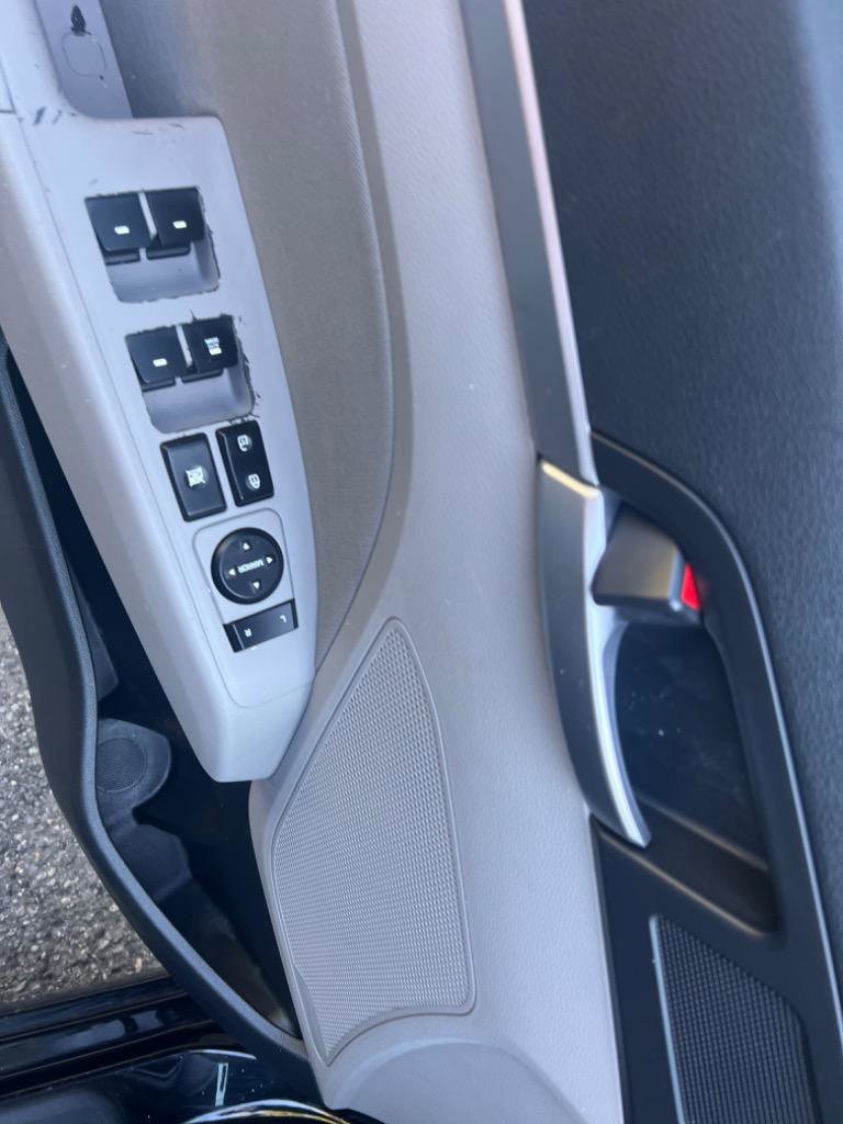 Used 2019 Hyundai Elantra SEL image 13