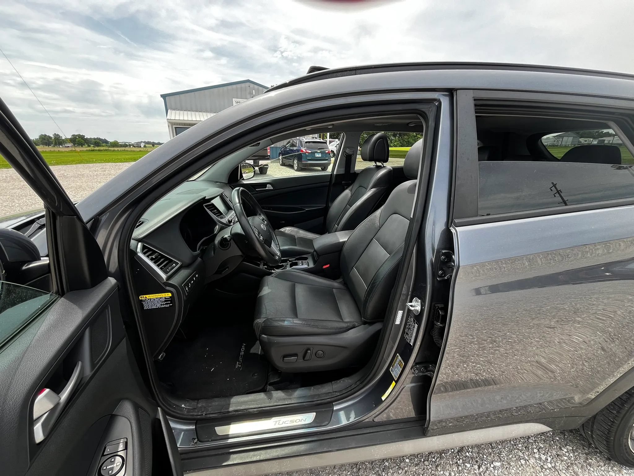 Used 2018 Hyundai Tucson Limited w/ Ultimate Package 02 FWD image 9