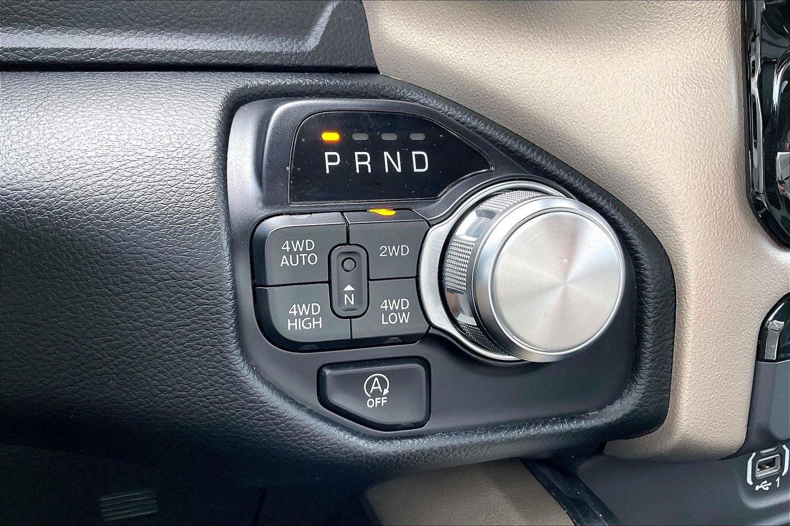 Used 2022 RAM 1500 Laramie AWD/4WD image 30