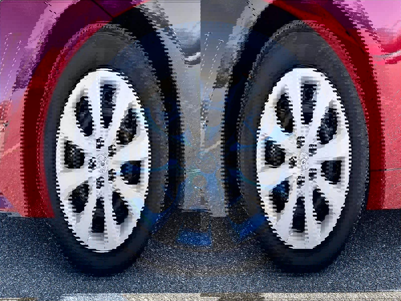 Used 2023 Toyota Corolla LE image 7