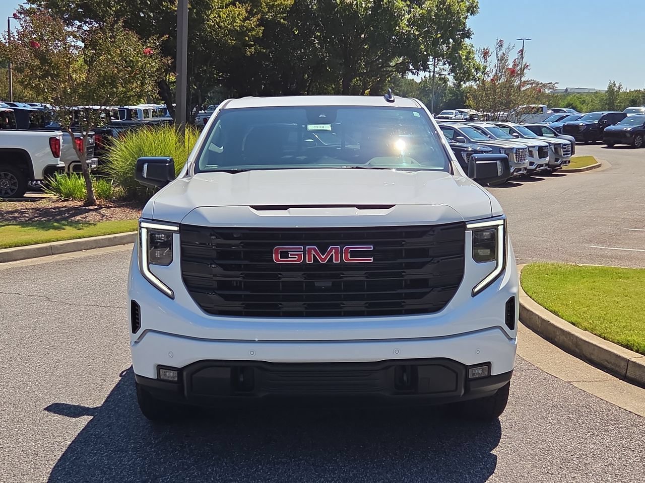 Used 2026 GMC Sierra 1500 Elevation w/ Elevation Premium Package AWD/4WD image 3