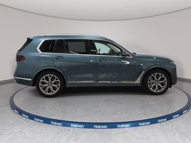 Certified 2025 BMW X7 xDrive40i w/ Premium Package AWD/4WD image 4