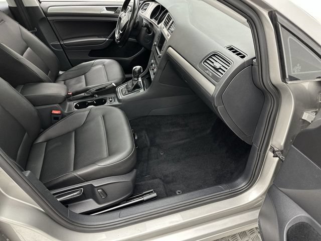 Used 2017 Volkswagen Golf Wolfsburg Edition FWD image 24