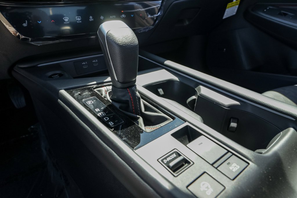 New 2027 Nissan Sentra SR FWD image 31