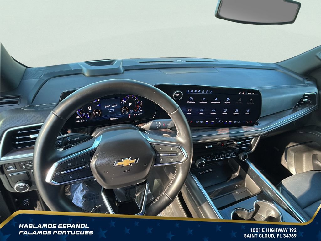 Certified 2025 Chevrolet Suburban Premier RWD image 17